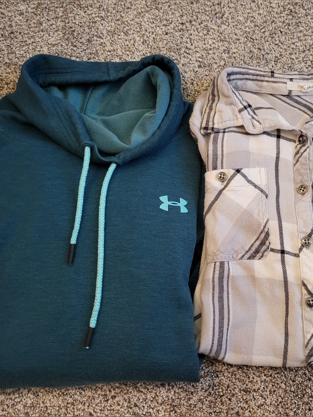 Under Armour, Maurices Bundle Of Two Medium Tops